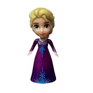 Disney’s Frozen 2 Elsa in Purple Dress 3.5” Toy Figure